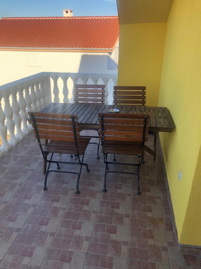 Ražanac Miro Apartmani מראה חיצוני תמונה