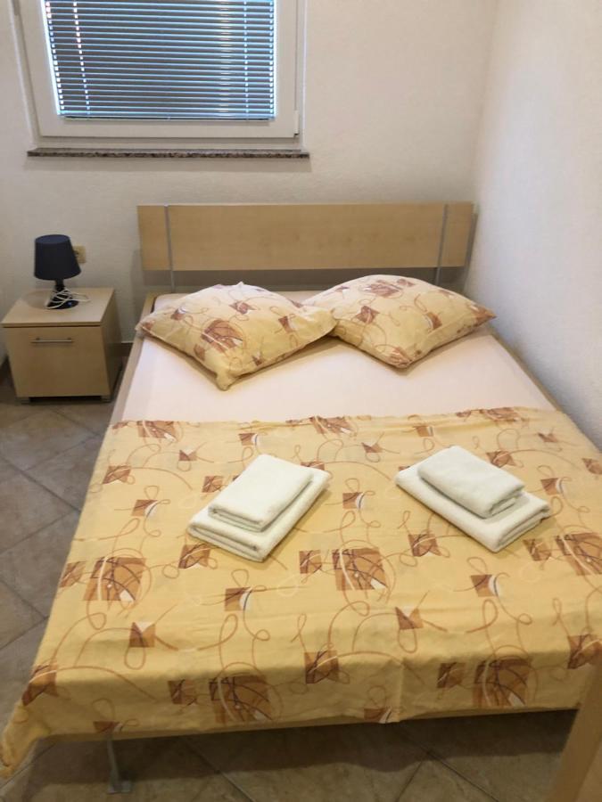 Ražanac Miro Apartmani מראה חיצוני תמונה