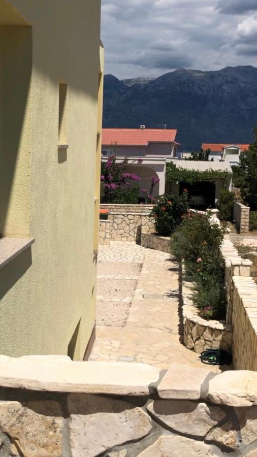 Ražanac Miro Apartmani מראה חיצוני תמונה