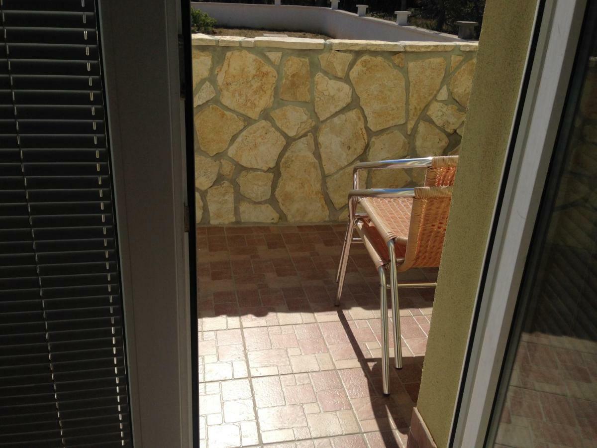Ražanac Miro Apartmani מראה חיצוני תמונה