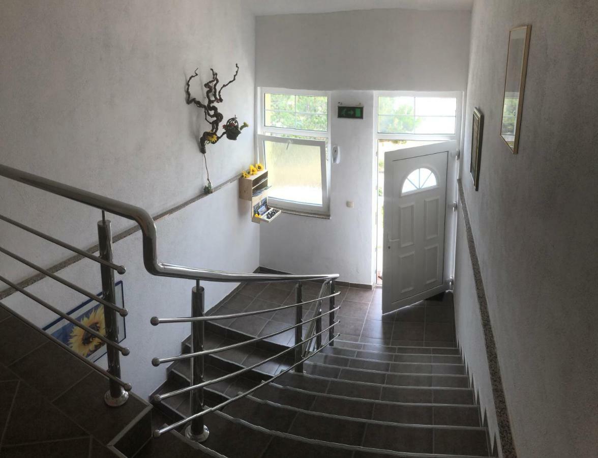 Ražanac Miro Apartmani מראה חיצוני תמונה