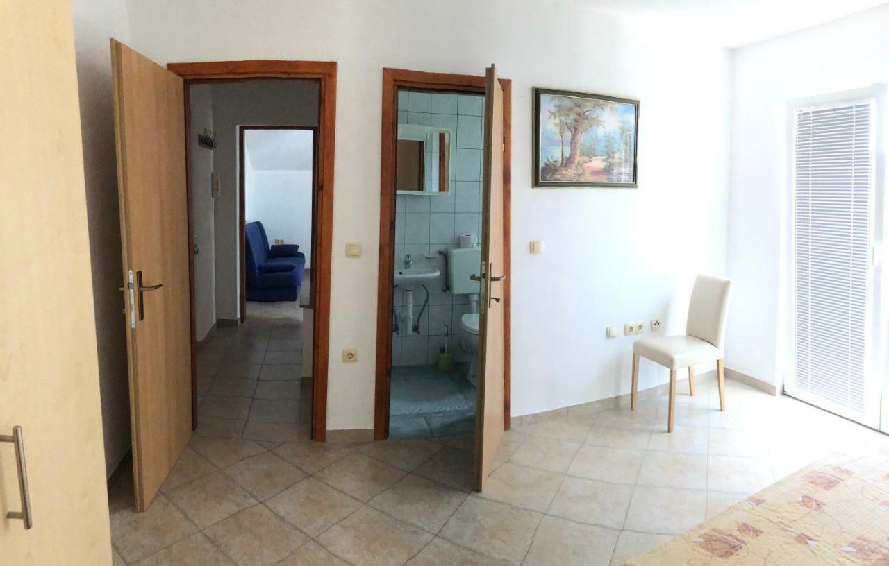 Ražanac Miro Apartmani מראה חיצוני תמונה